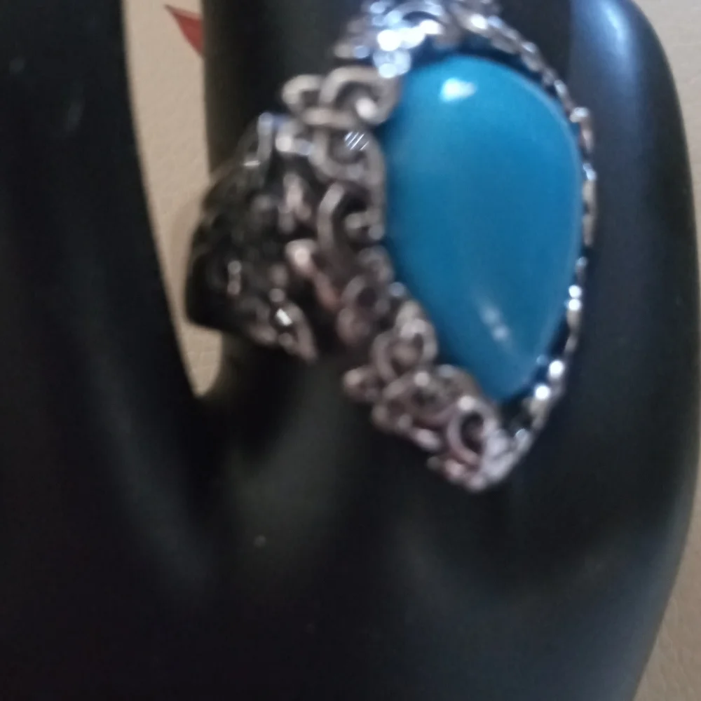 BLUE HOWLITE HEMATITE RING - Picture 4 of 4
